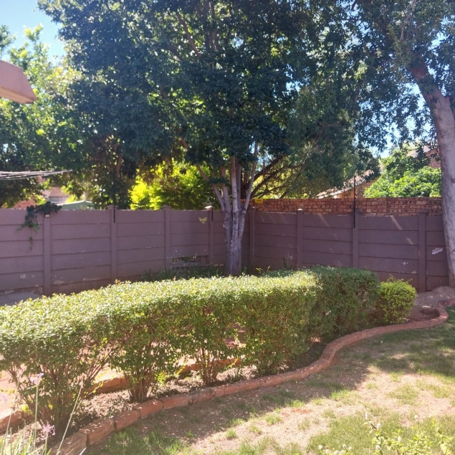 4 Bedroom Property for Sale in El Toro Park Northern Cape